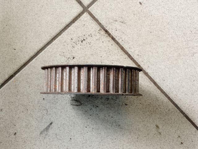 bontott AUDI A6 C6 Főtengely Szíjtárcsa