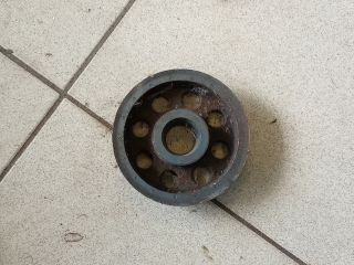 bontott AUDI A6 C6 Főtengely Szíjtárcsa