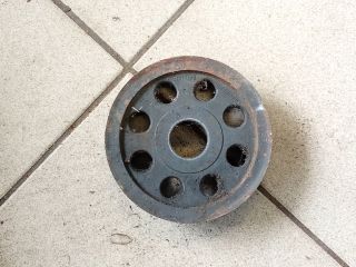 bontott AUDI A6 C6 Főtengely Szíjtárcsa