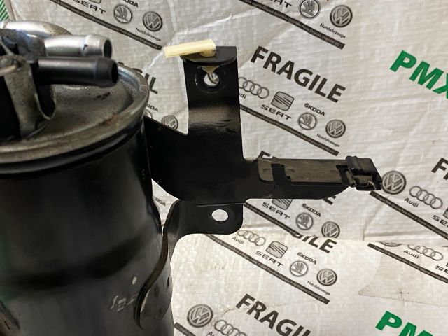 bontott AUDI A6 C6 Gázolajszűrő Ház