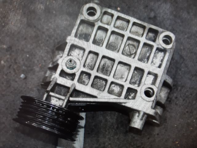 bontott AUDI A6 C6 Generátor Tartó Bak