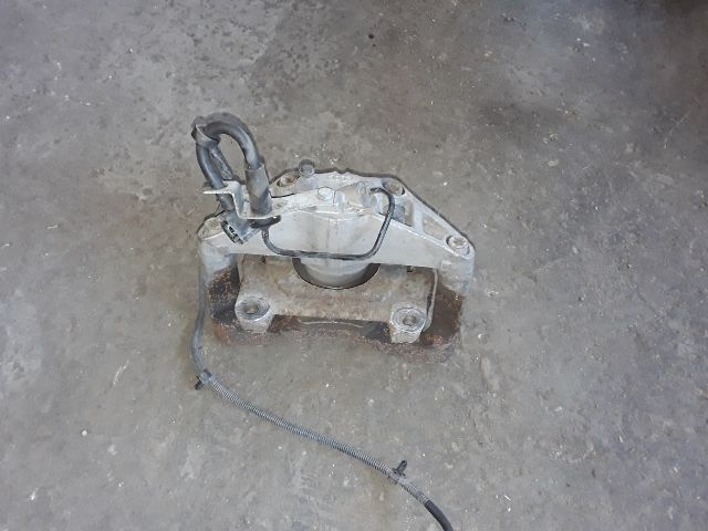 bontott AUDI A6 C6 Jobb első Féknyereg Munkahengerrel