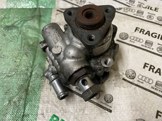 bontott AUDI A6 C6 Kormányszervó Motor (Hidraulikus)