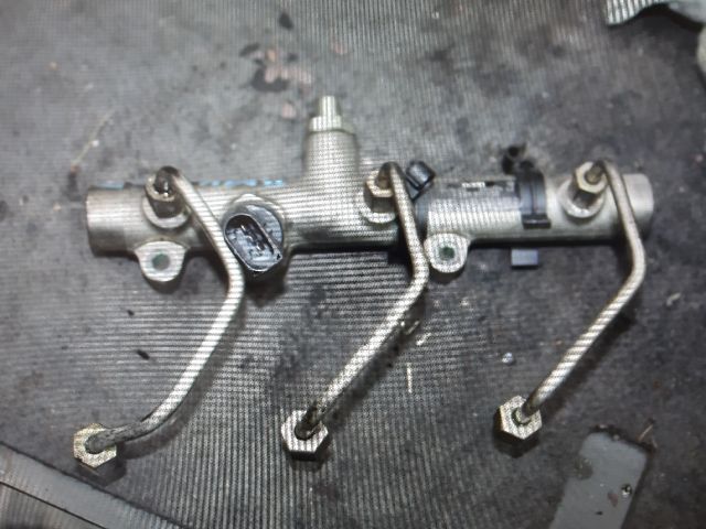 bontott AUDI A6 C6 Közösnyomócső