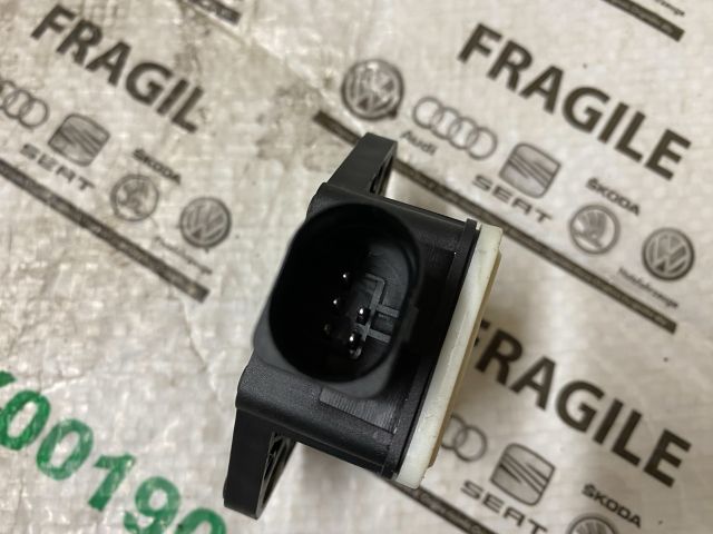 bontott AUDI A6 C6 Menetstabilizátor Elektronika