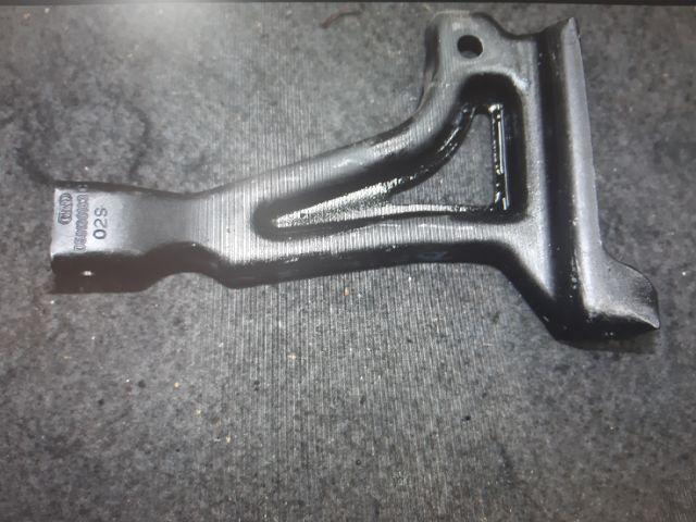 bontott AUDI A6 C6 Nagynyomású Szivattyú Bak