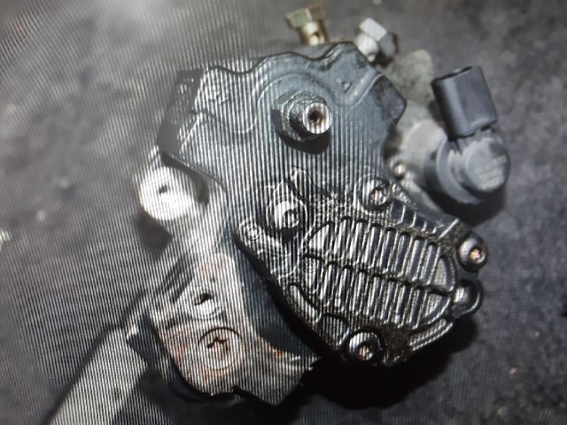 bontott AUDI A6 C6 Nagynyomású Szivattyú