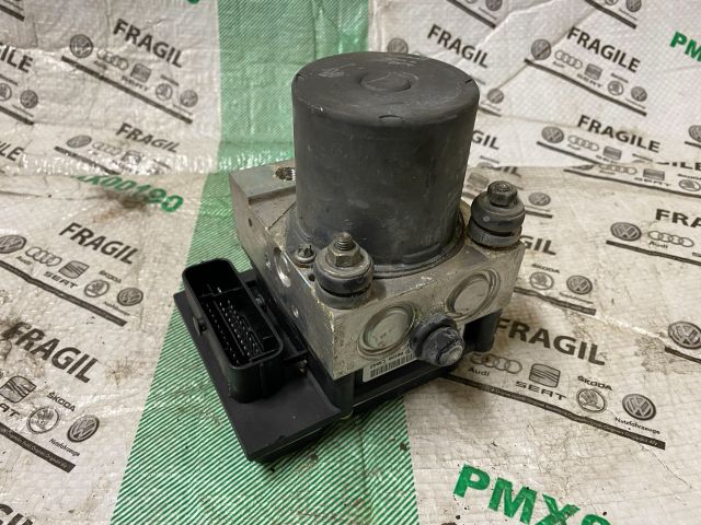 bontott AUDI A6 C6 ABS Kocka