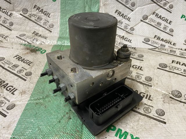 bontott AUDI A6 C6 ABS Kocka