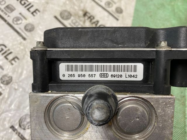 bontott AUDI A6 C6 ABS Kocka