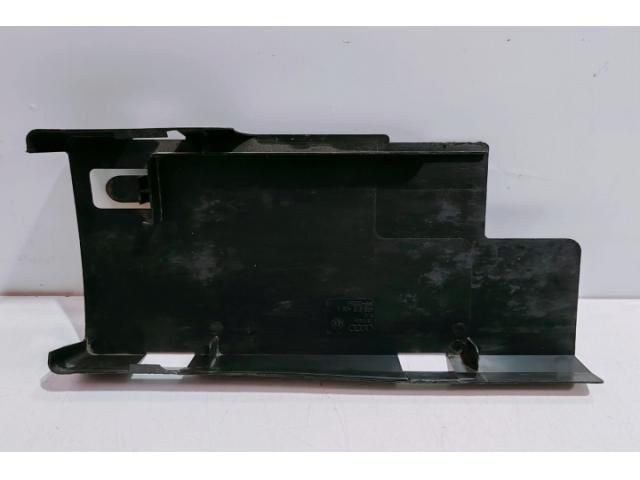 bontott AUDI A6 C6 Akkumulátor Fedél