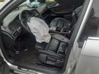 bontott AUDI A6 C6 Bal első Csonkállvány
