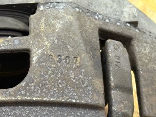 bontott AUDI A6 C6 Bal első Féknyereg Munkahengerrel