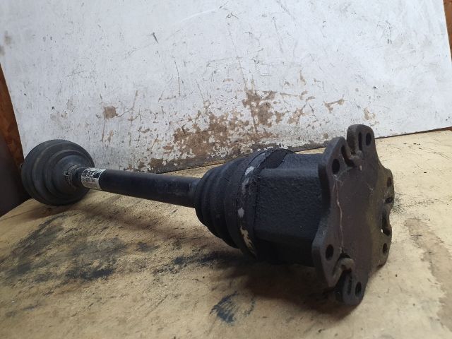 bontott AUDI A6 C6 Bal Féltengely