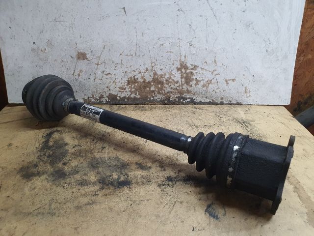 bontott AUDI A6 C6 Bal Féltengely