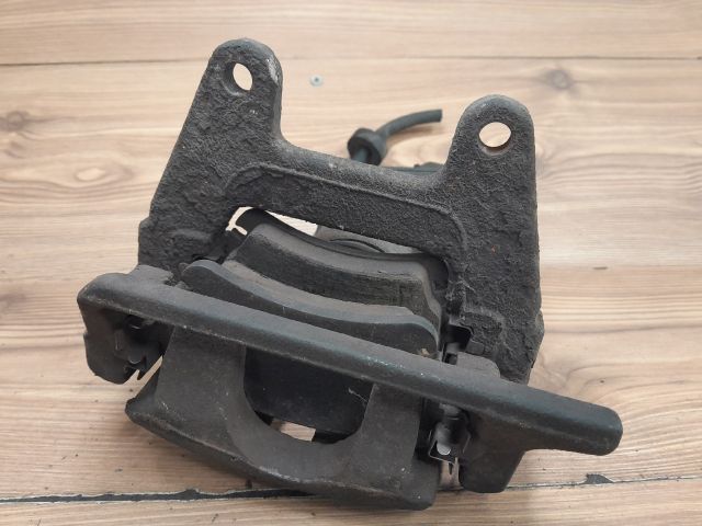 bontott AUDI A6 C6 Bal hátsó Féknyereg Munkahengerrel