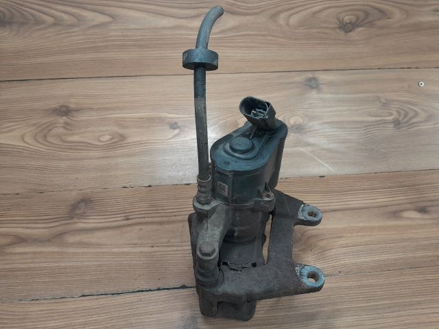 bontott AUDI A6 C6 Bal hátsó Féknyereg Munkahengerrel