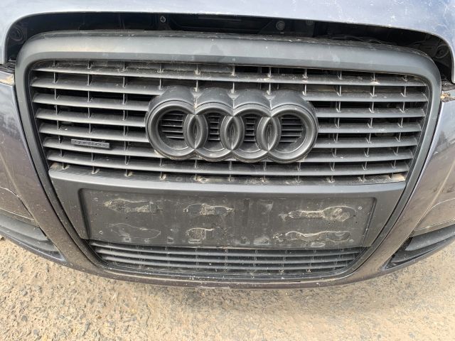 bontott AUDI A6 C6 Biztosítéktábla Motortér