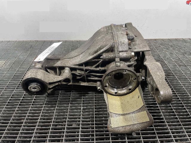 bontott AUDI A6 C6 Differenciálmű Tartó Bak