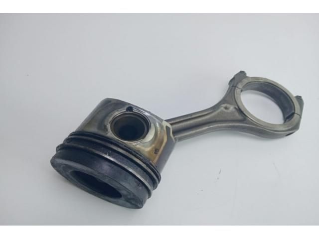 bontott AUDI A6 C6 Dugattyú és Hajtókar