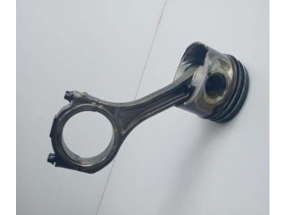 bontott AUDI A6 C6 Dugattyú és Hajtókar