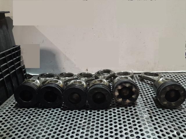 bontott AUDI A6 C6 Dugattyú