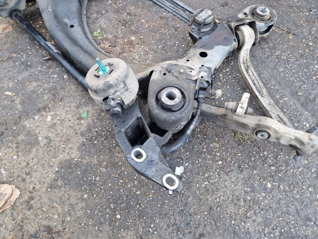 bontott AUDI A6 C6 Első Bölcső