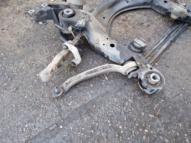 bontott AUDI A6 C6 Első Bölcső