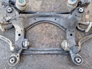 bontott AUDI A6 C6 Első Bölcső