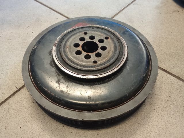 bontott AUDI A6 C6 Főtengely Szíjtárcsa