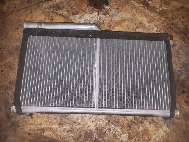 bontott AUDI A6 C6 Fűtőradiátor