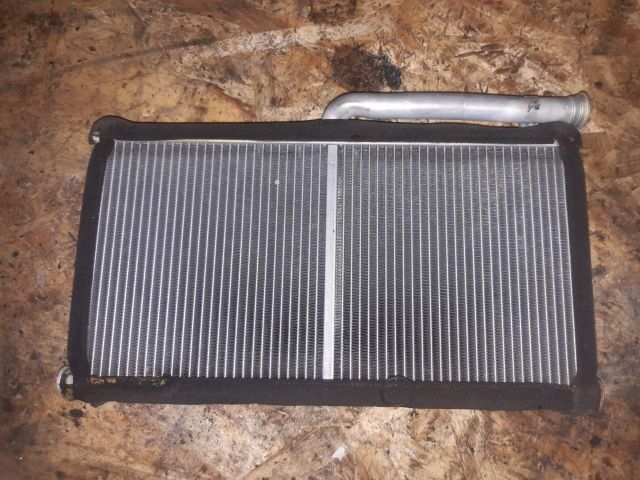 bontott AUDI A6 C6 Fűtőradiátor