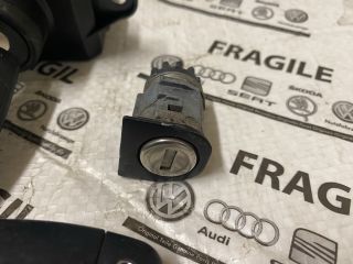 bontott AUDI A6 C6 Gyújtáskapcsoló