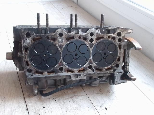 bontott AUDI A6 C6 Hengerfej