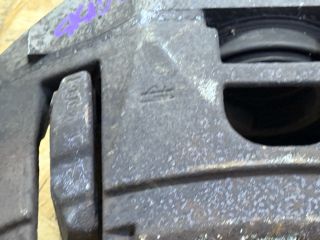 bontott AUDI A6 C6 Jobb első Féknyereg Munkahengerrel