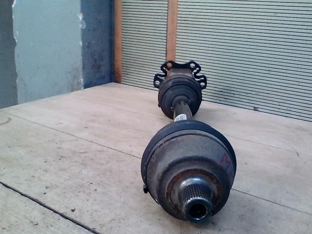 bontott AUDI A6 C6 Jobb Féltengely