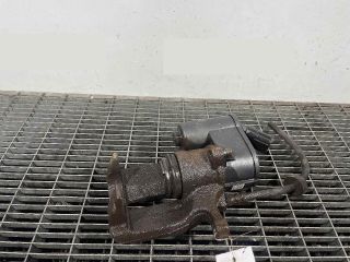 bontott AUDI A6 C6 Jobb hátsó Féknyereg Munkahengerrel