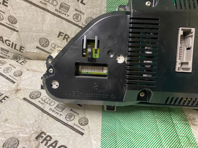 bontott AUDI A6 C6 Kilométeróra