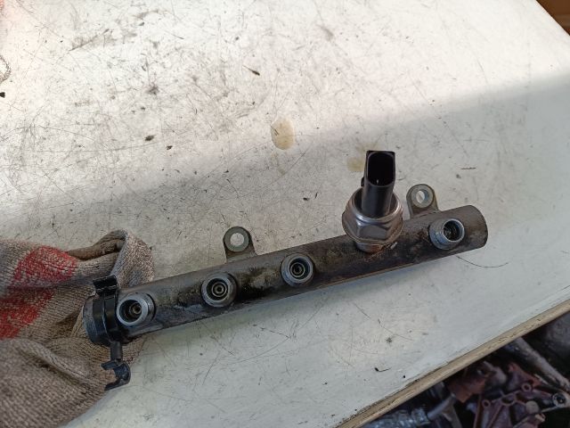 bontott AUDI A6 C6 Közösnyomócső