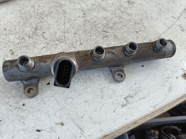 bontott AUDI A6 C6 Közösnyomócső