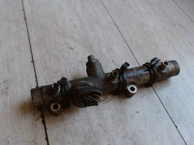 bontott AUDI A6 C6 Közösnyomócső