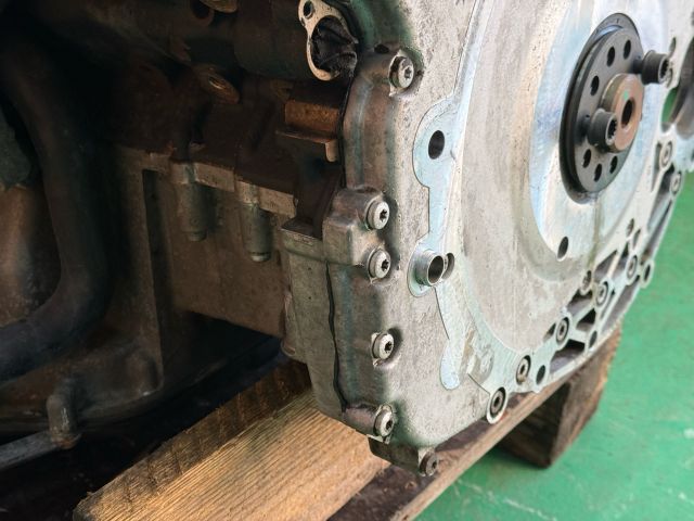 bontott AUDI A6 C6 Motor (Fűzött blokk hengerfejjel)