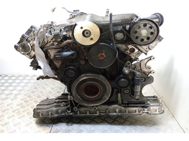 bontott AUDI A6 C6 Motor (Fűzött blokk hengerfejjel)