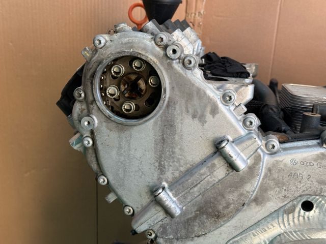 bontott AUDI A6 C6 Motor (Fűzött blokk hengerfejjel)