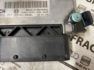 bontott AUDI A6 C6 Motorvezérlő