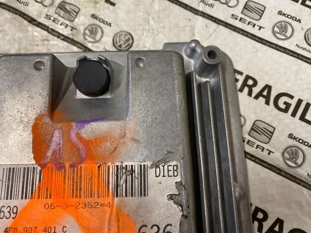 bontott AUDI A6 C6 Motorvezérlő