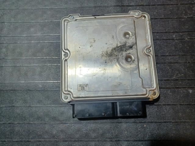 bontott AUDI A6 C6 Motorvezérlő