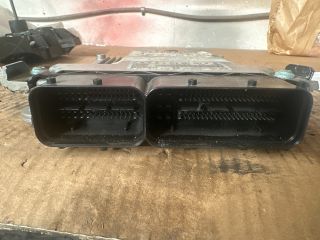 bontott AUDI A6 C6 Motorvezérlő