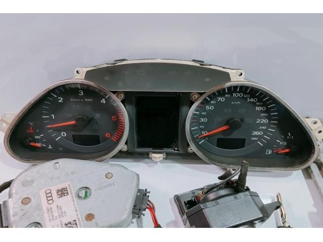 bontott AUDI A6 C6 Motorvezérlő