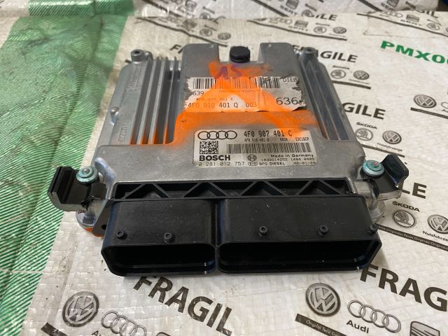 bontott AUDI A6 C6 Motorvezérlő